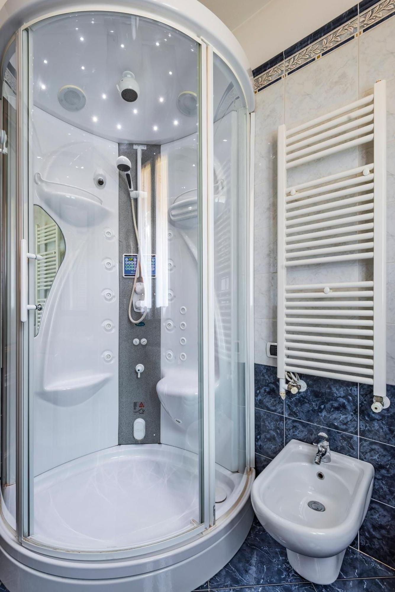 Jacuzzi Apartment In Italian Villa, Wi-Fi & Garden Sassuolo - Maranello Casalgrande Экстерьер фото